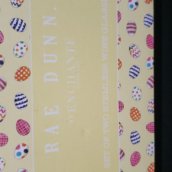 Rae Dunn NWT "Egg Hider" and "Egg Finder" Set/2 Stemless Wine Glasses - Picture 6 of 6